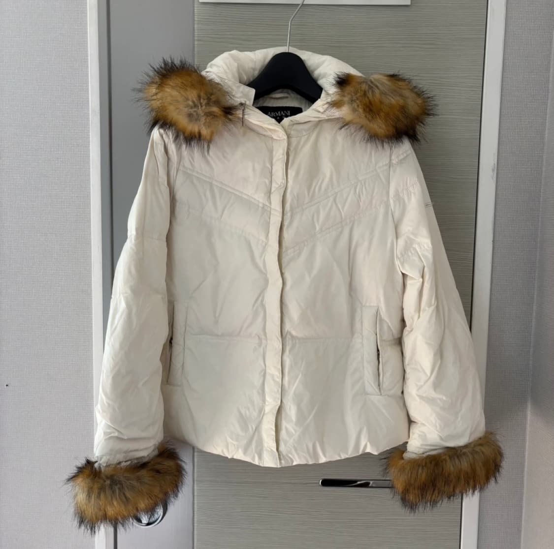 아르마니진스 아이보리 덕 다운 퍼 패딩  상품이미지1