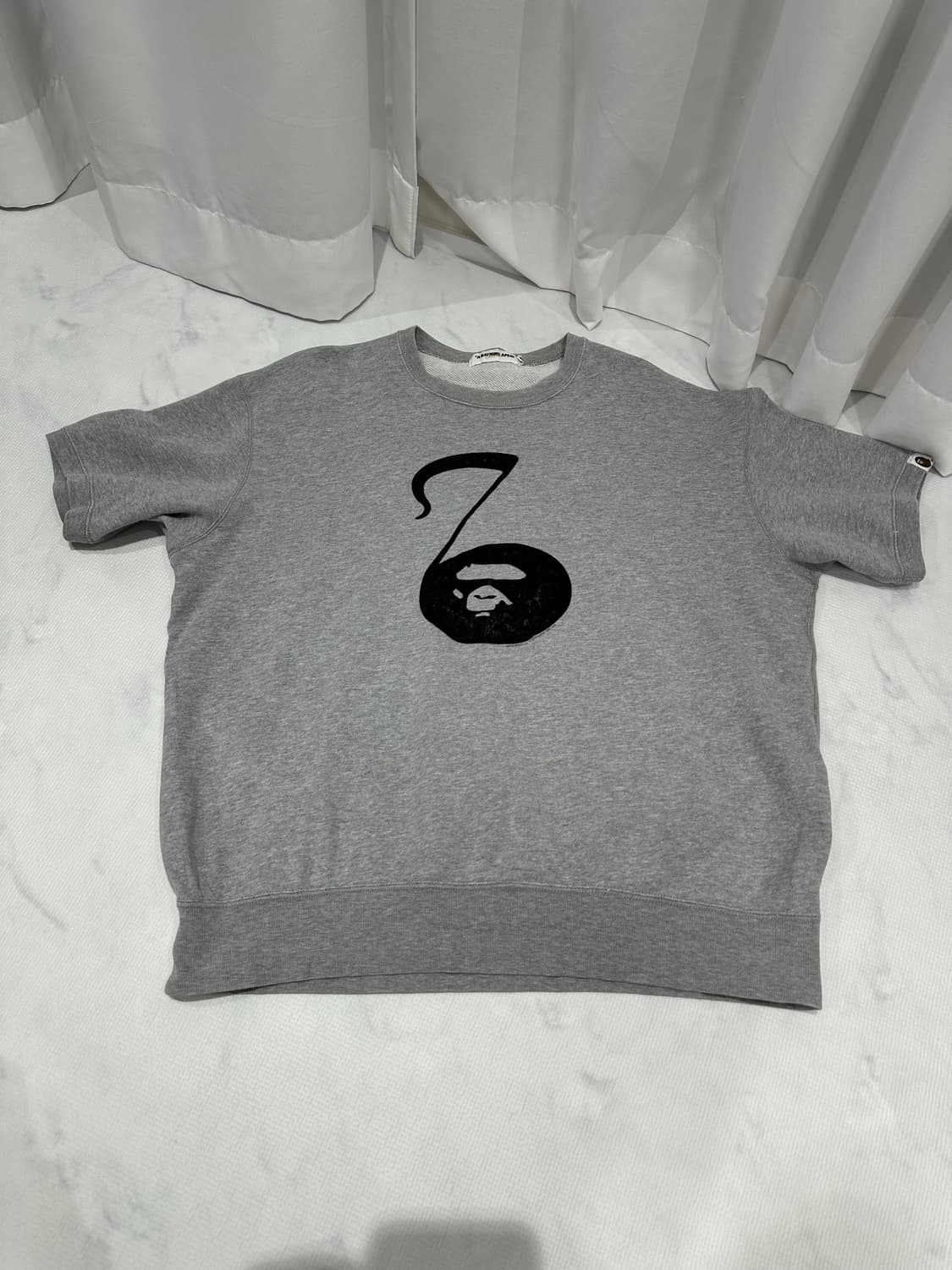 베이프 뮤직노트 스웻셔츠 L 사이즈 상품이미지1