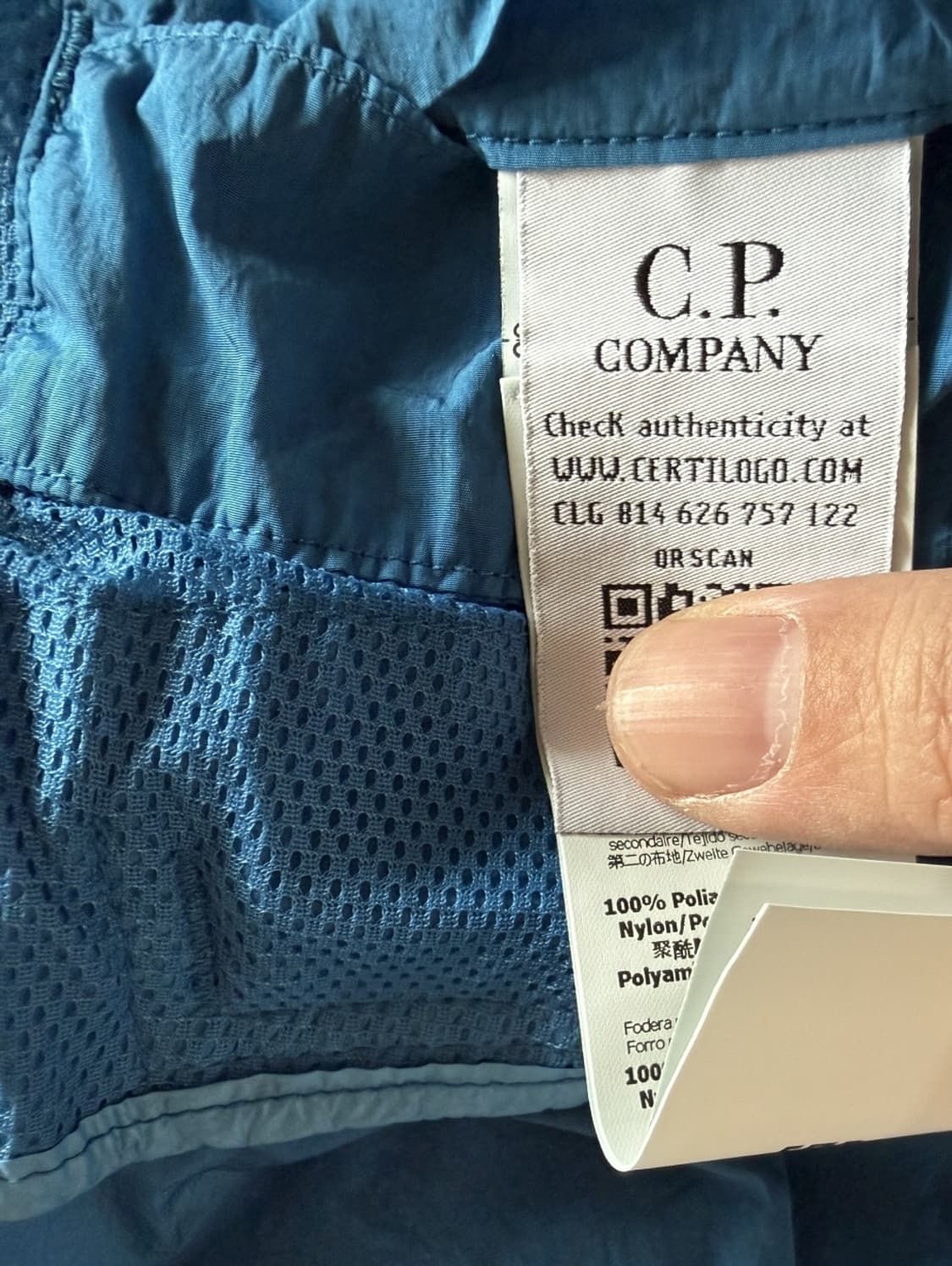 CP컴퍼니 크롬-R 렌즈 숏 봄버 자켓 상품이미지7