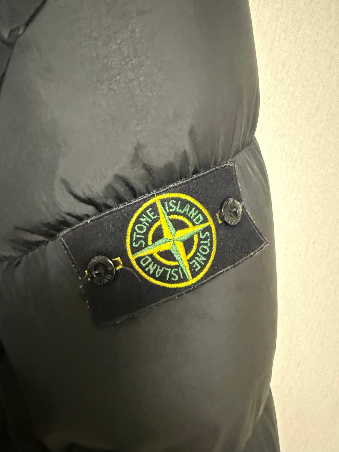 스톤아일랜드 20fw 크랭클립스 후드패딩 상품이미지3