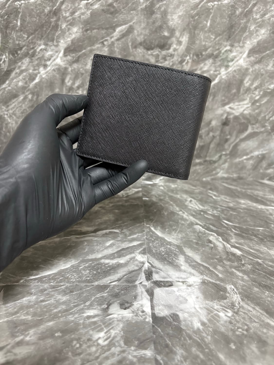 [새상품급] 비비안 웨스트우드 사피아노 레더 반지갑 상품이미지2