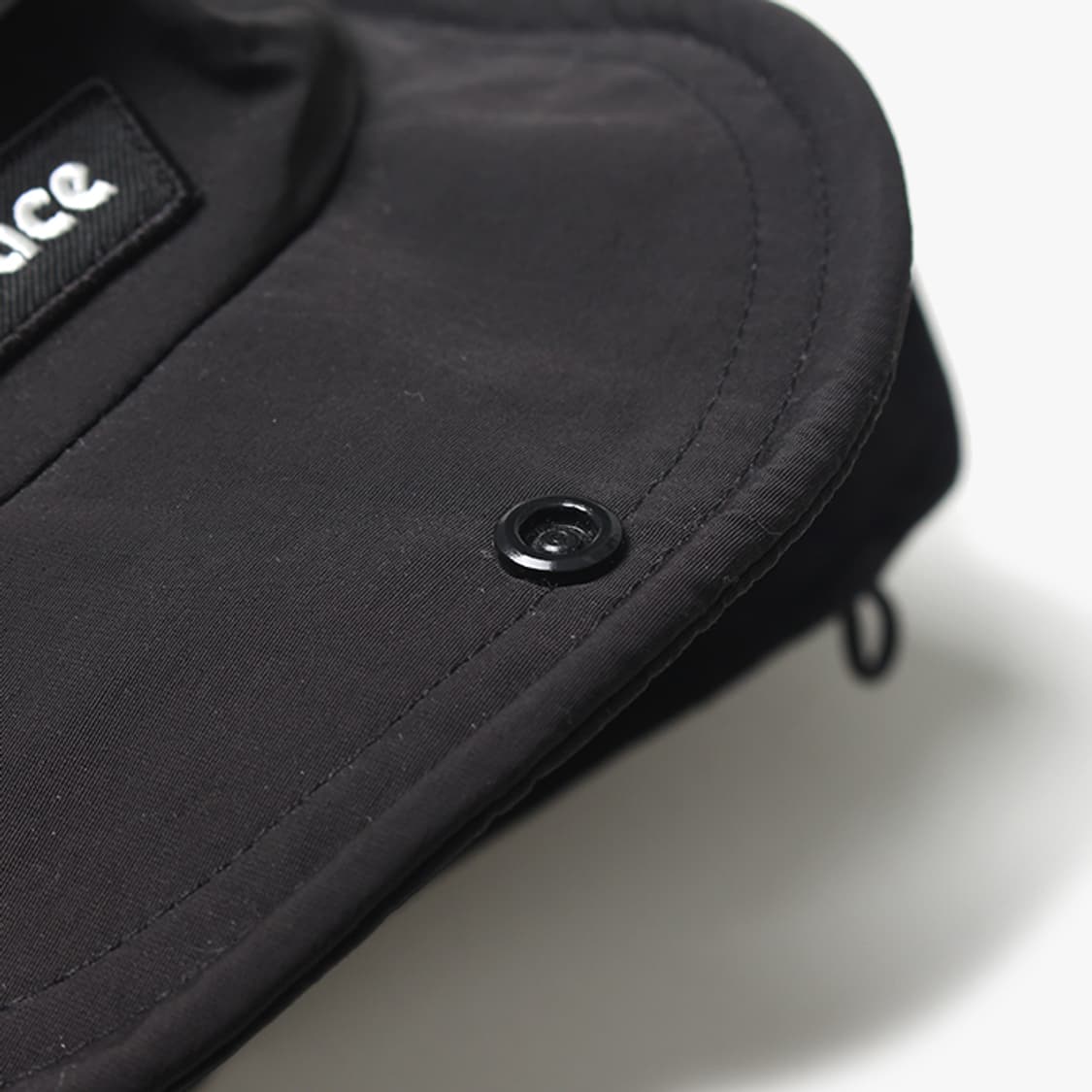  PALACE X BERGHAUS "Black Cap" 상품이미지3