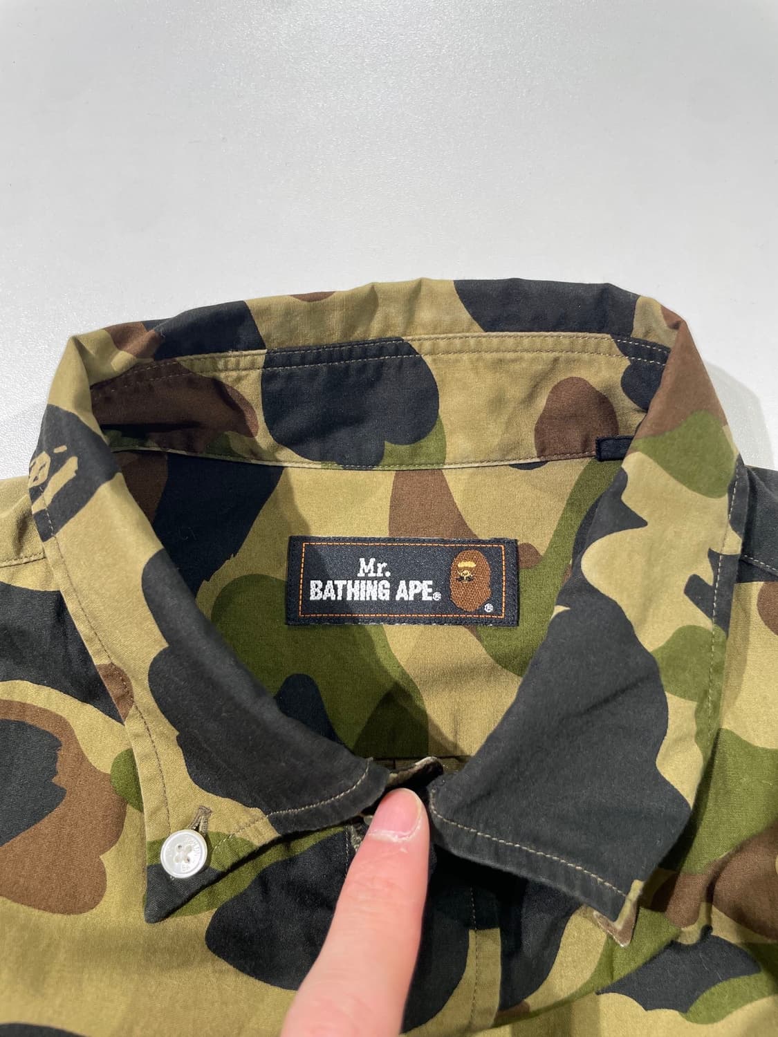 베이프 카모 싱글 포켓 사루 버튼다운 카라 셔츠 상품이미지7