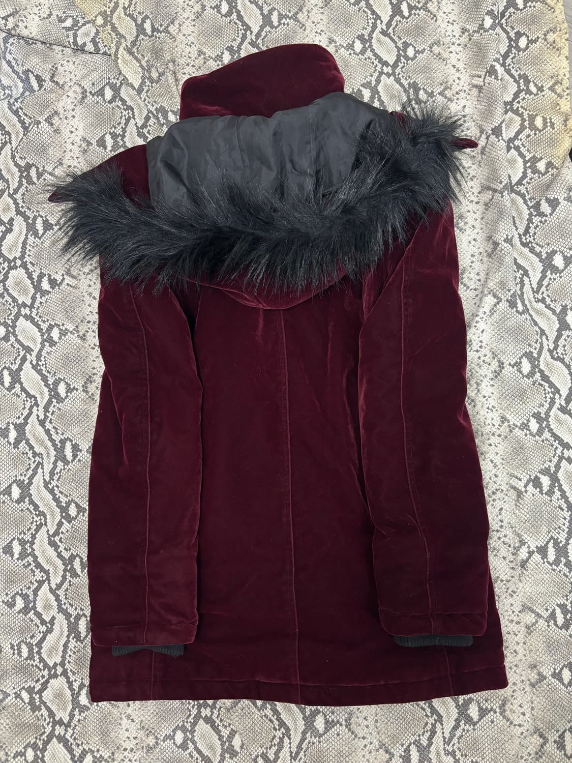 2000s Mood Burgundy Black intheattic 상품이미지10