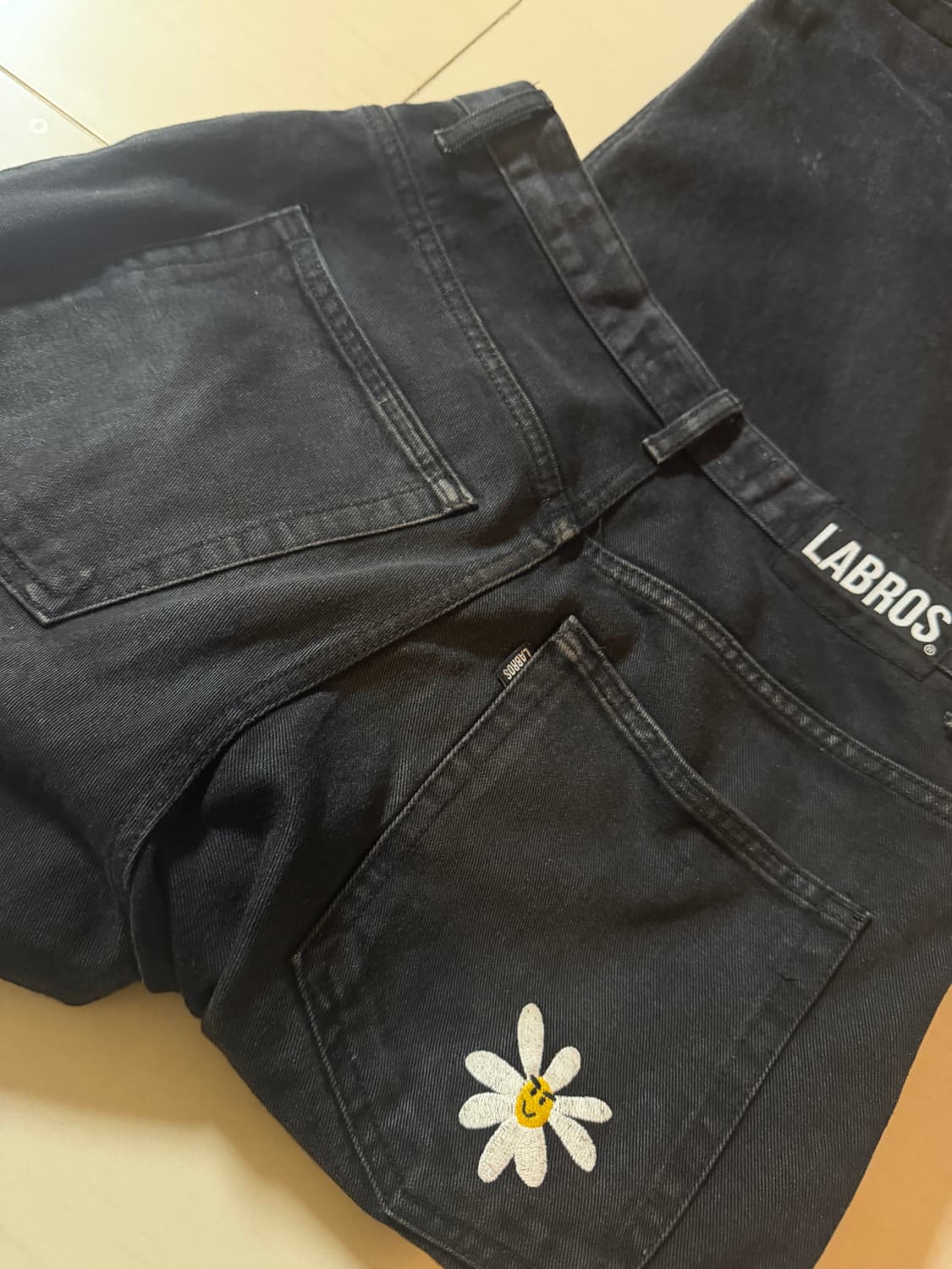 라브로스 데이지진 블랙 상품이미지2