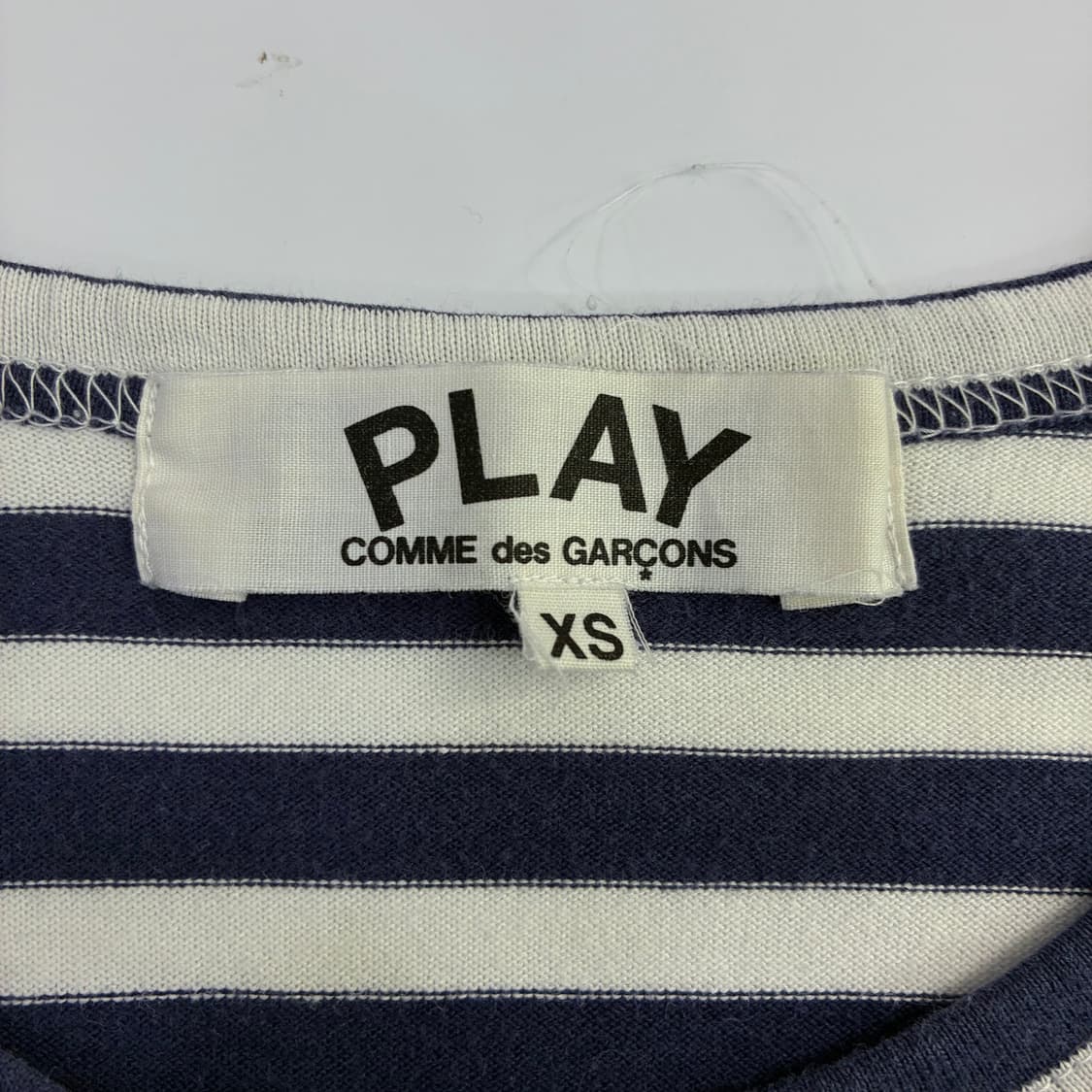 Comme des garsons 꼼데가르송 우먼스 레드 와펜 블루 보더티 상품이미지4