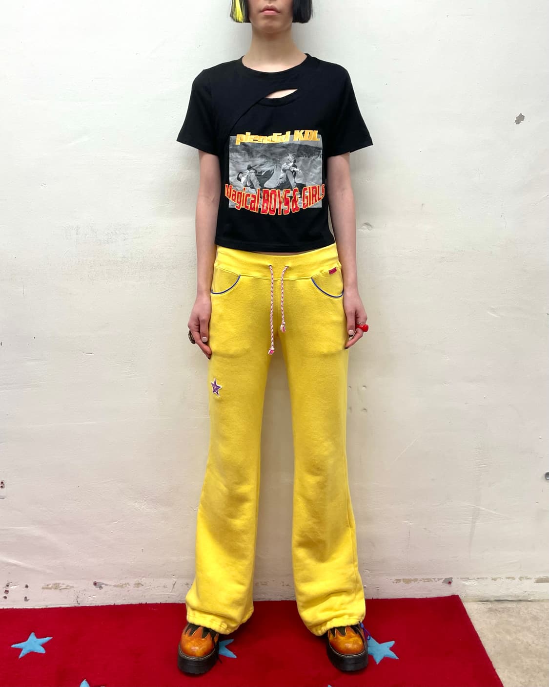 Retro Boy & Girl Slit Black T-shirt  상품이미지3