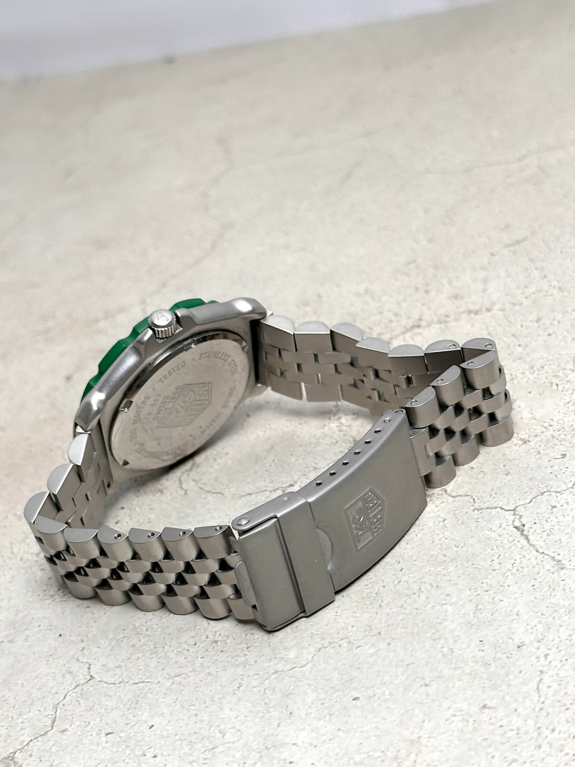 태그호이어 포뮬러 1 그린 원판 쿼츠 워치 상품이미지5