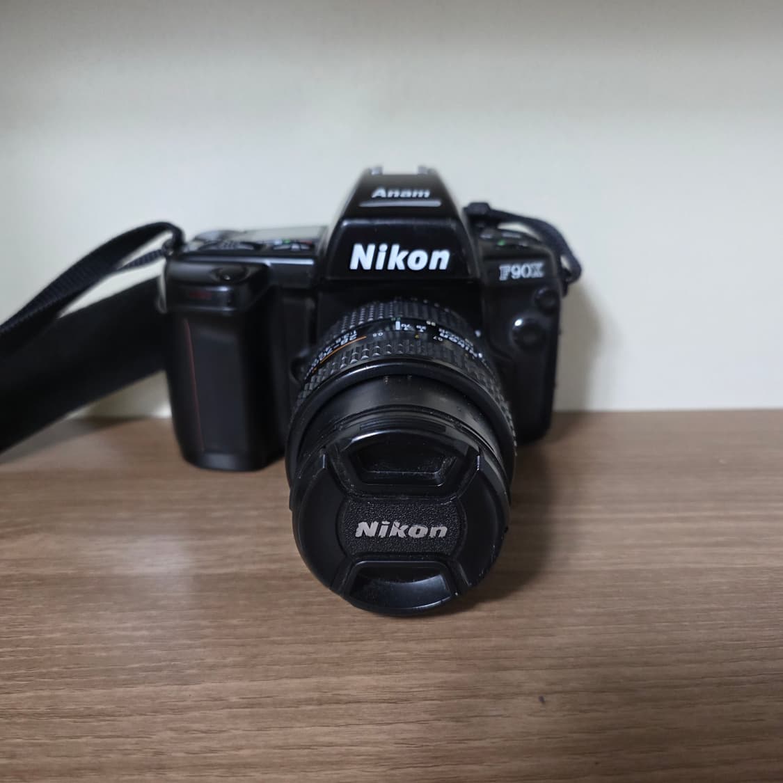 니콘 SLR 필름 카메라 F90X + 28-70mm렌즈 상품이미지1