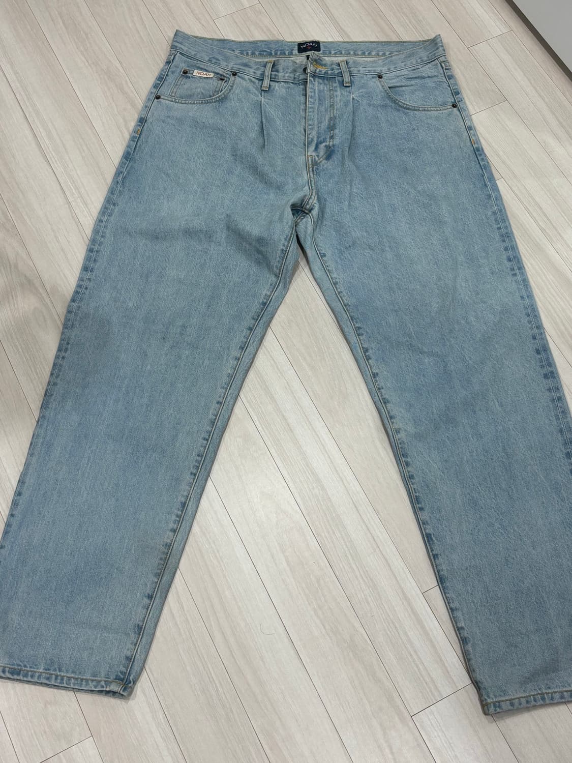 노아 플리츠진 라이트워시 상품이미지4