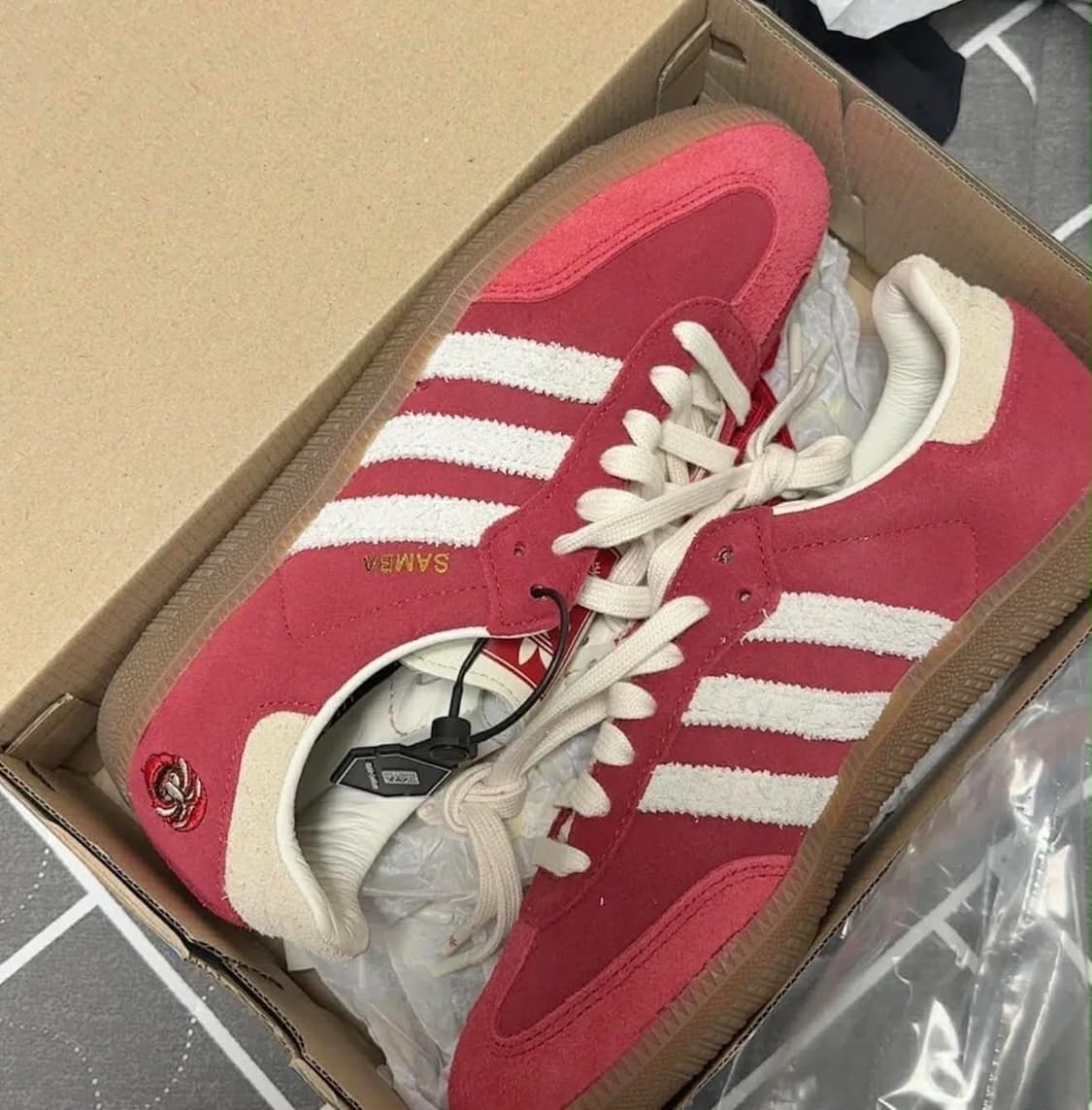 아디다스 삼바 og 탈베러 스칼렛 오프 화이트 상품이미지1