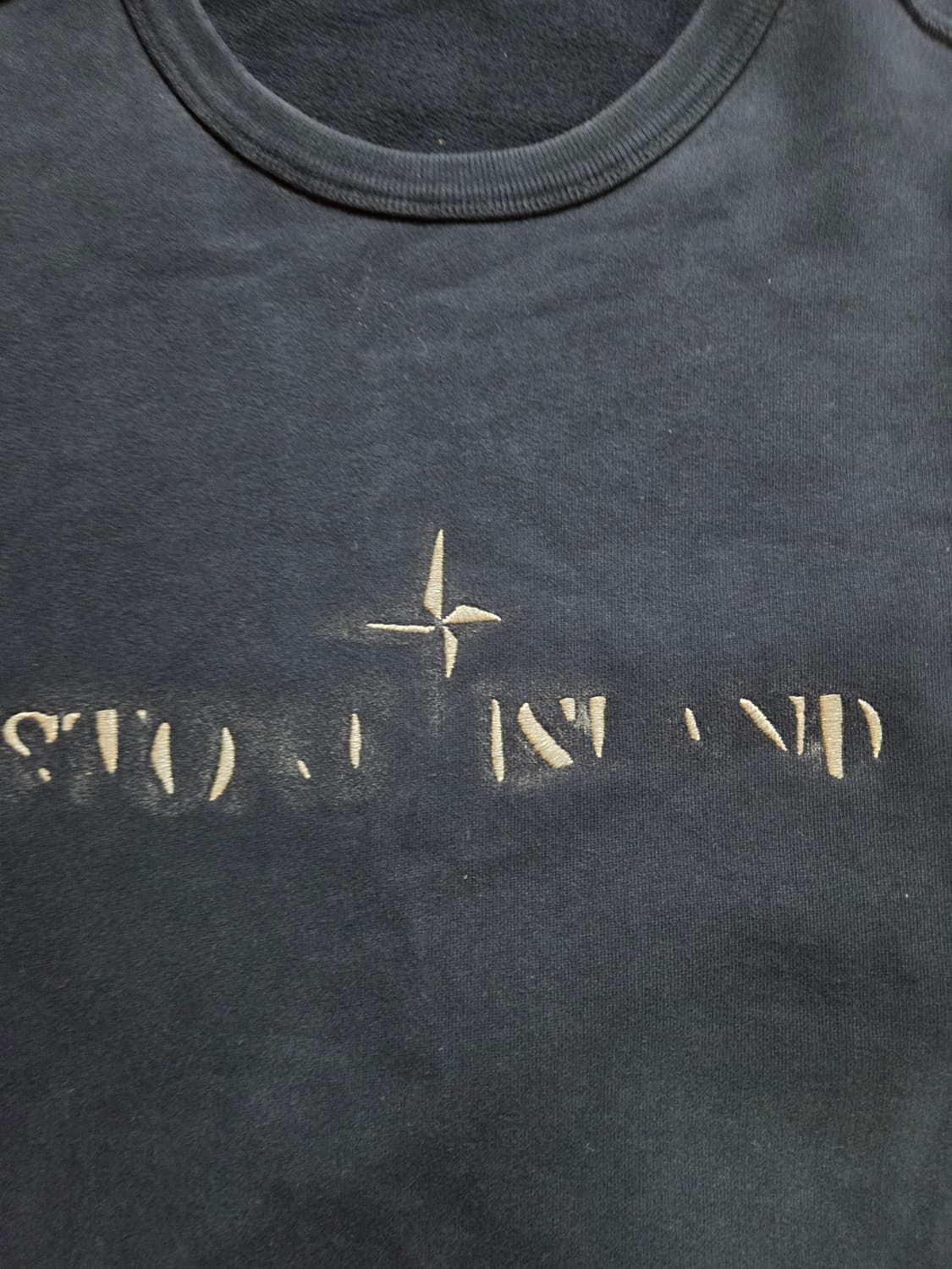 스톤아일랜드 그래픽 일레븐 맨투맨 상품이미지2