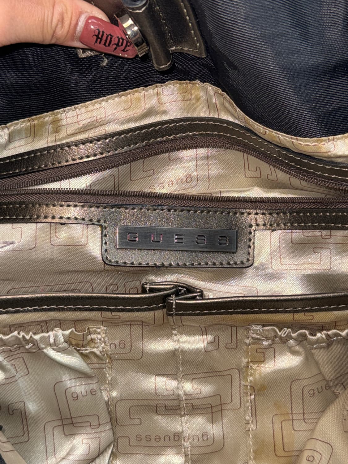 Guess black silver buckled tote bag 상품이미지6