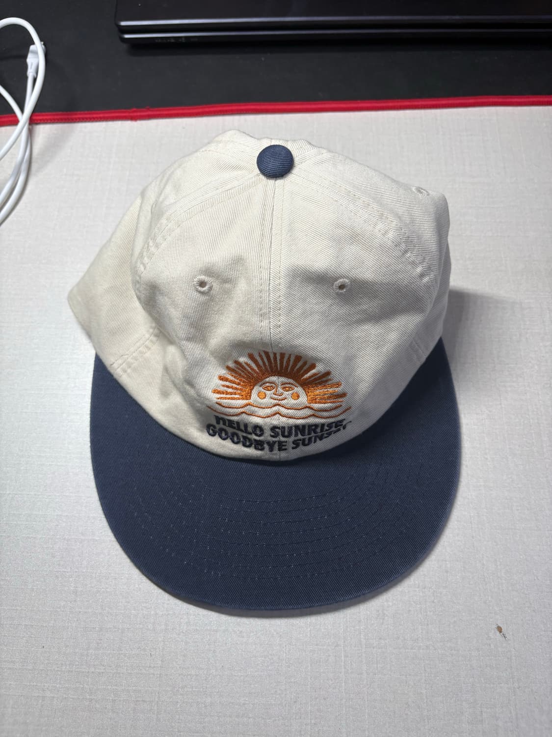 헬로선라이즈 모자 90s Logo 6panel cap_beige&navy 상품이미지2