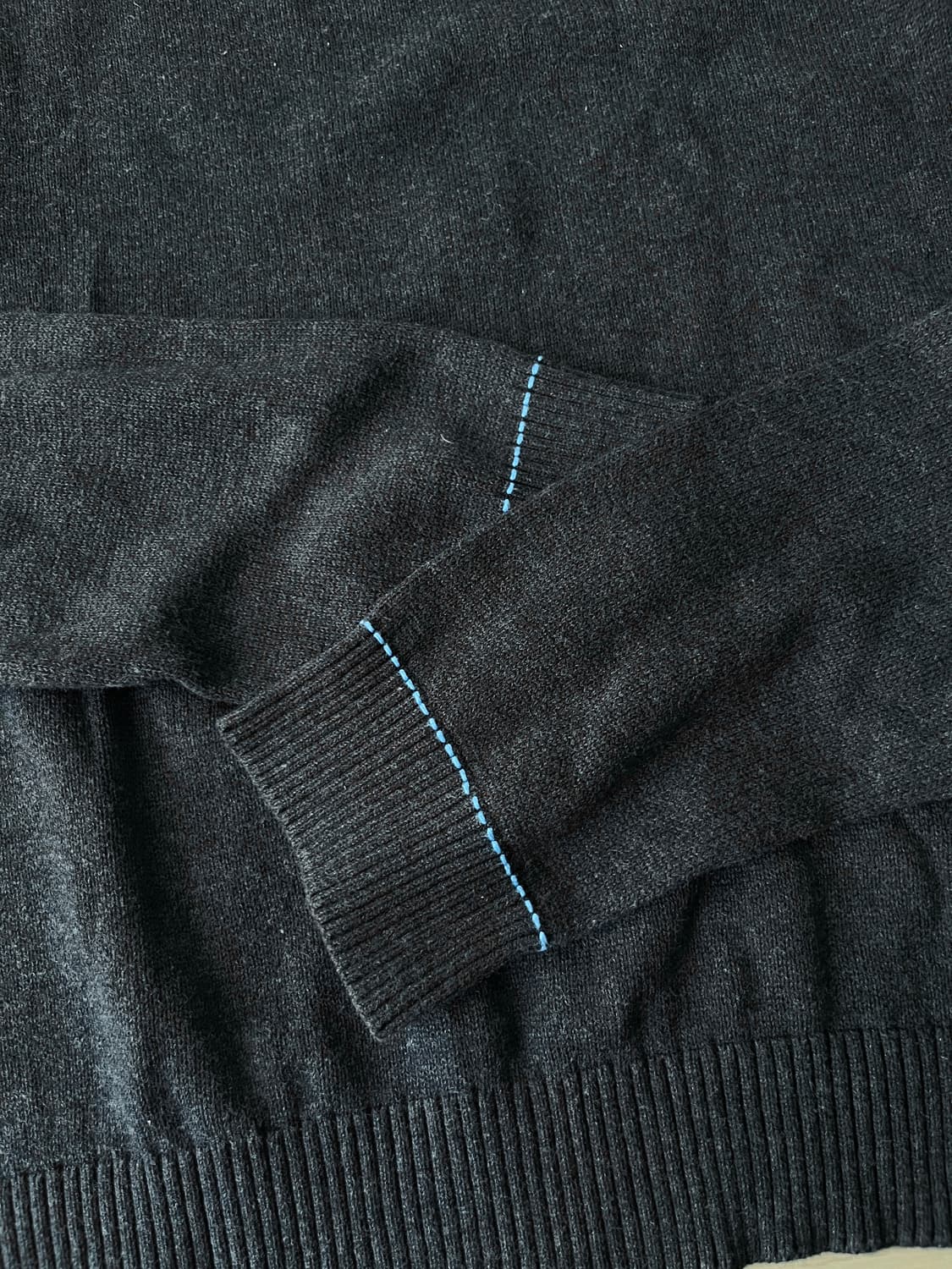 Burberry 버버리 블루 스티치 롱슬리브 상품이미지6