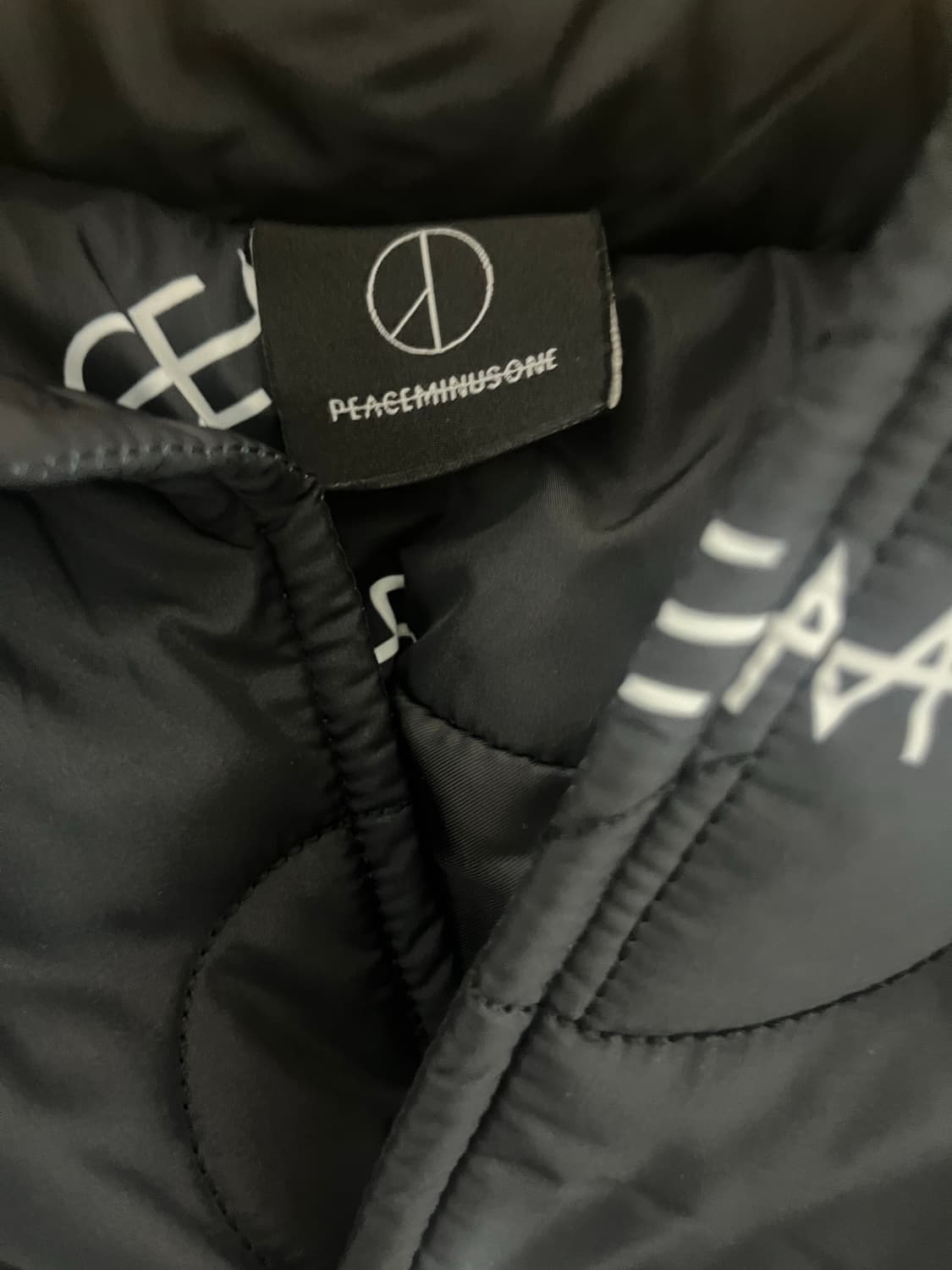 피스마이너스원 퀄팅 경량 패딩 자켓 (지드래곤 착용) 상품이미지2