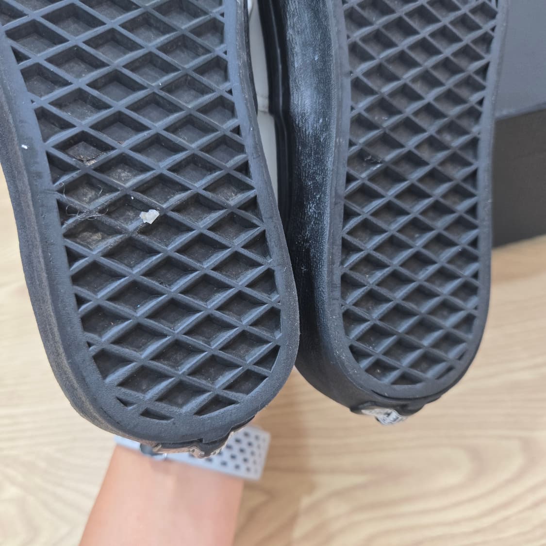 235 반스 어센틱 검솔 화이트 블랙 상품이미지9