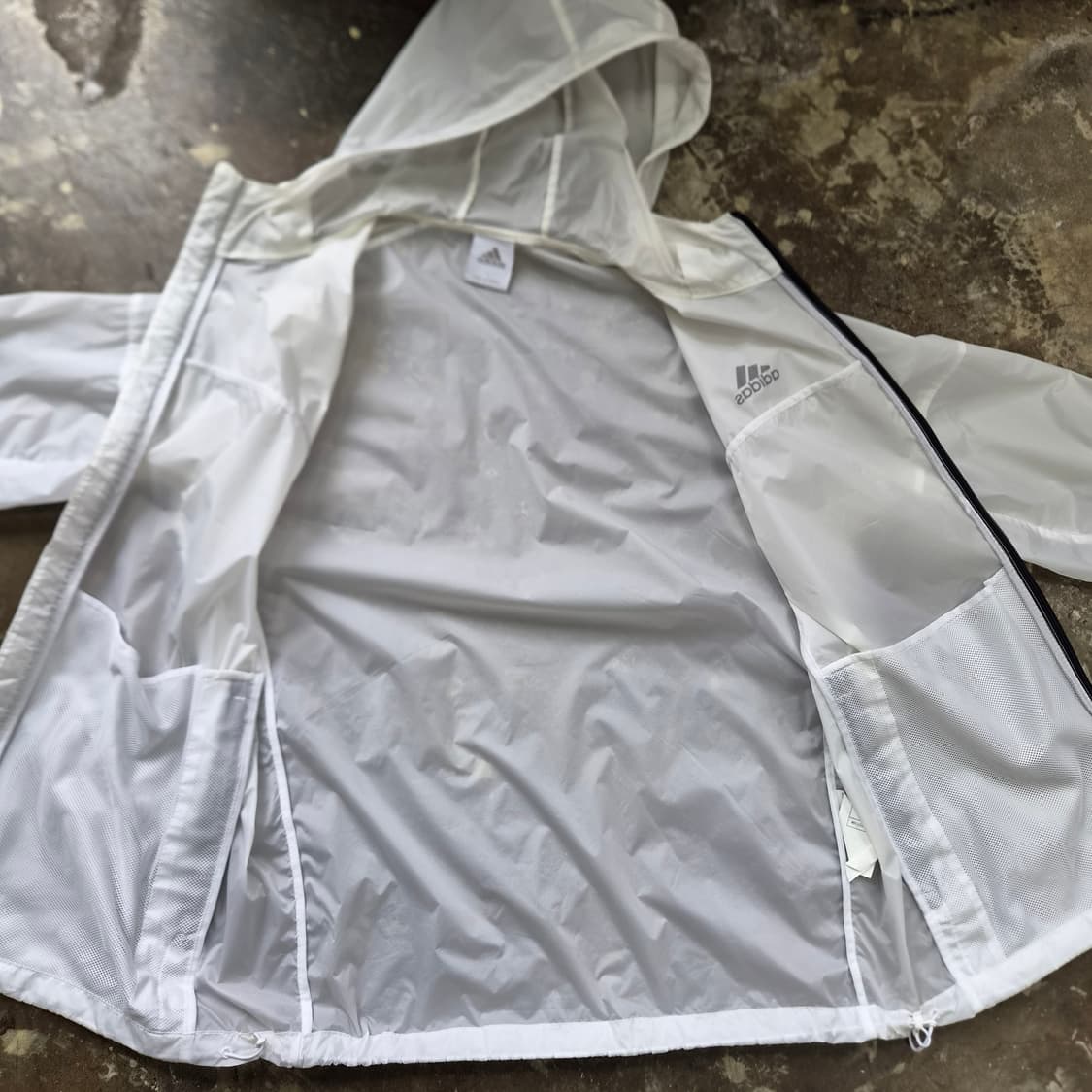L) 아디다스 경량 바람막이 방풍자켓 점퍼 상품이미지5