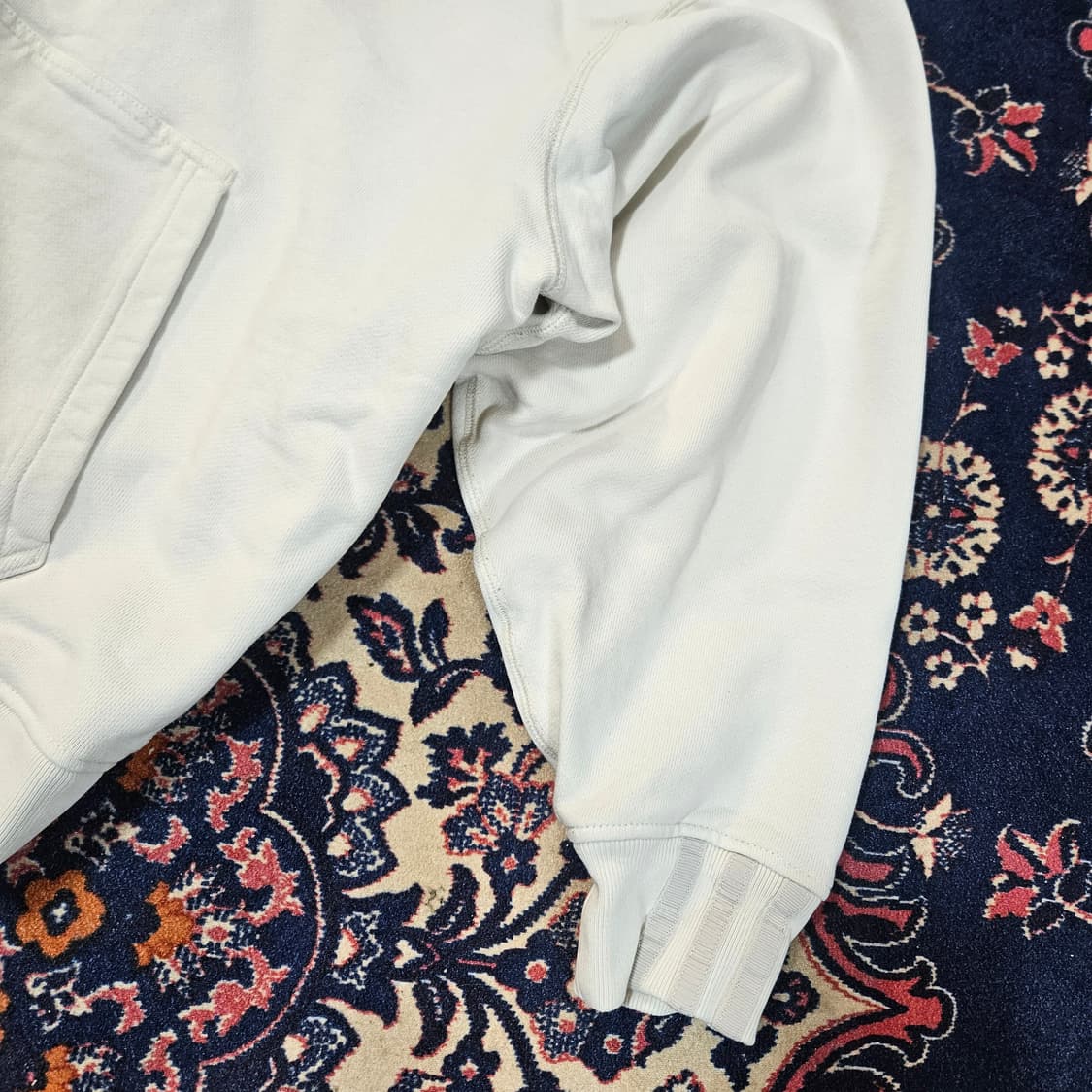 아디다스(Adidas) 센터로고 빽 브린팅 후드 XL size 상품이미지5