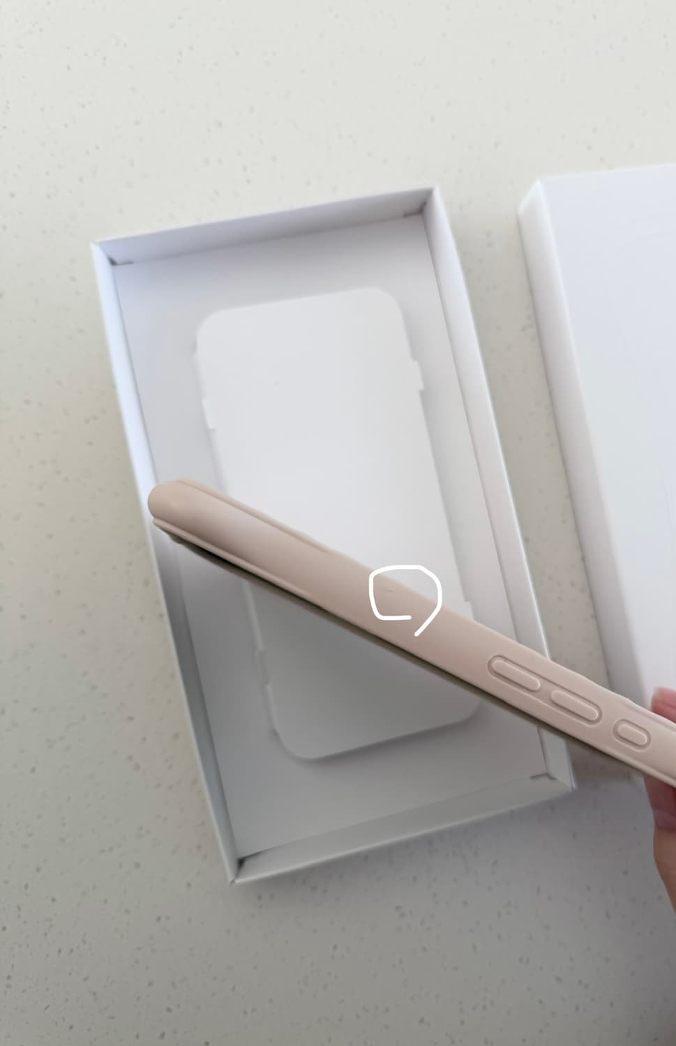 아이폰16pro 리플케이스 오트 풀박스 상품이미지3