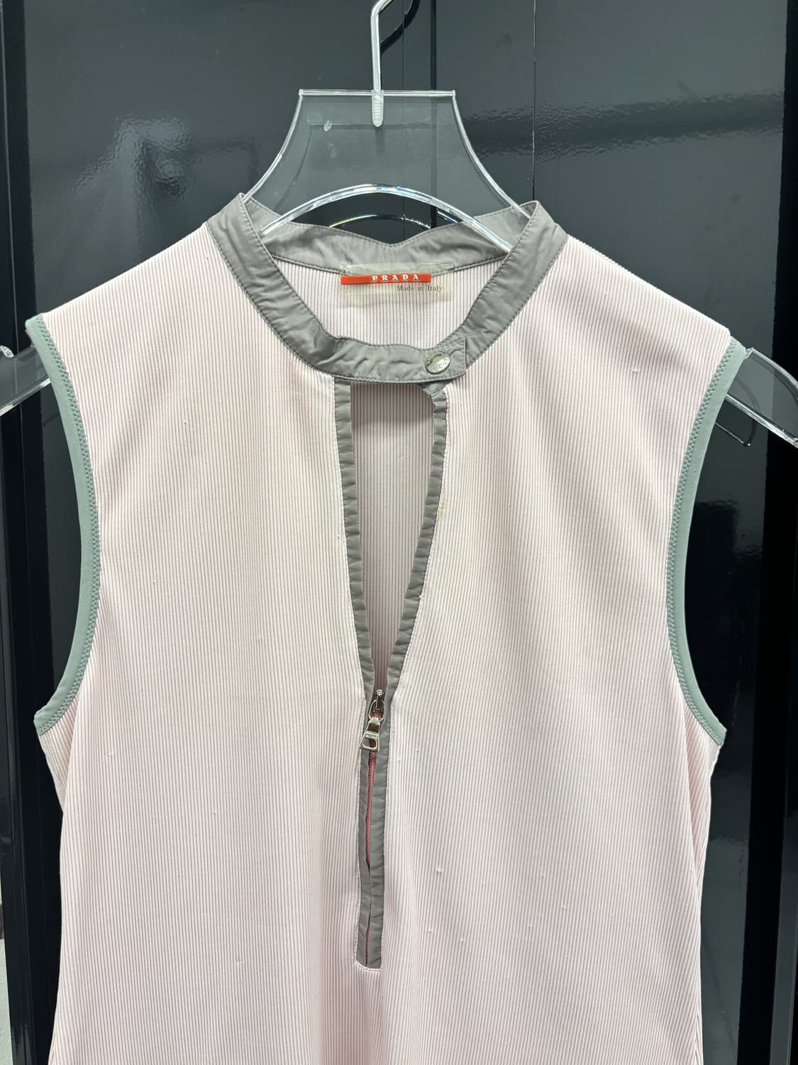 PRADA SPORT Ribbed Half Zip Sleeveless  상품이미지3