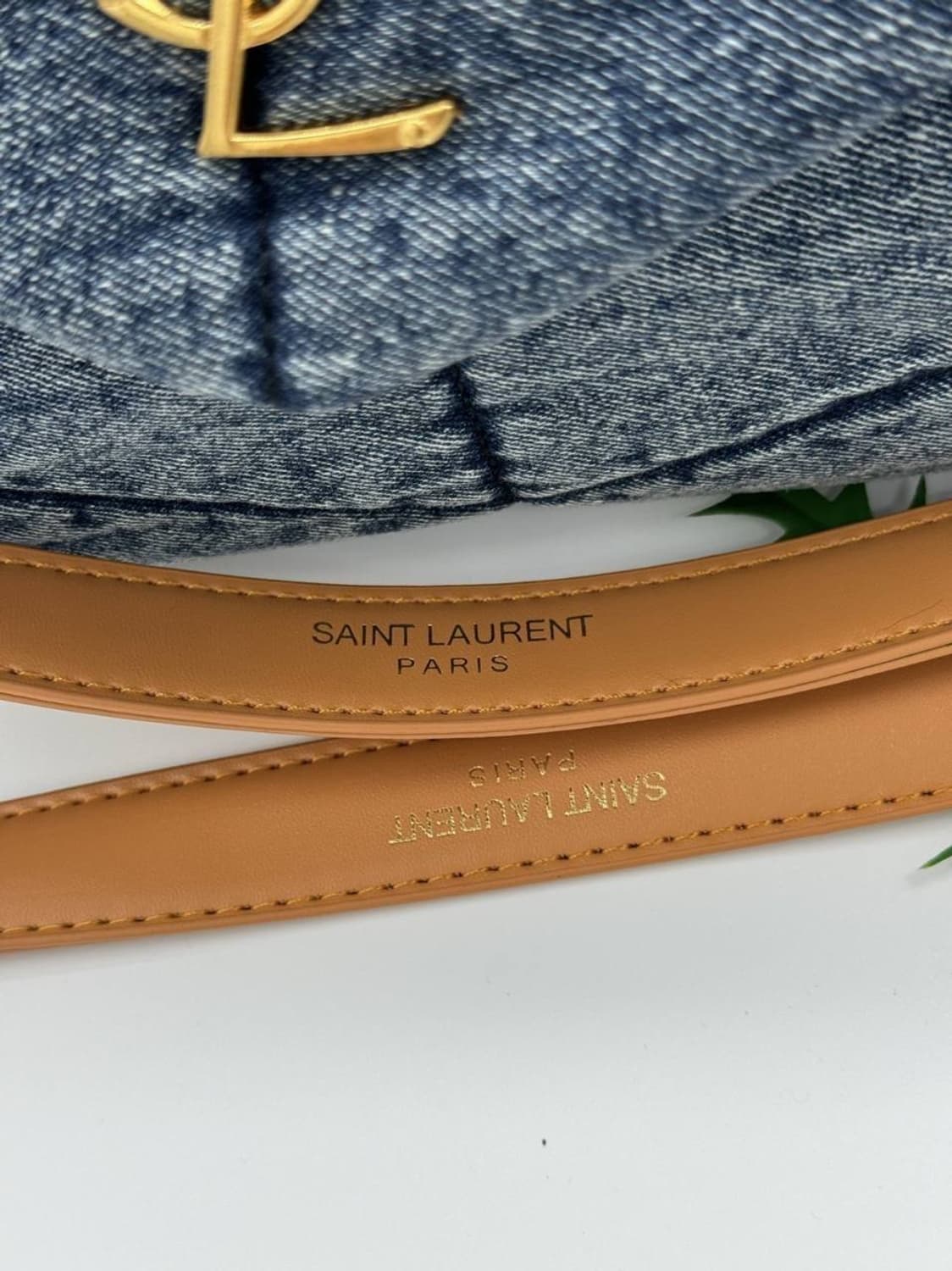 생로랑(Saint Laurent)
'루루 푸퍼(Loulou Puffer) 상품이미지6