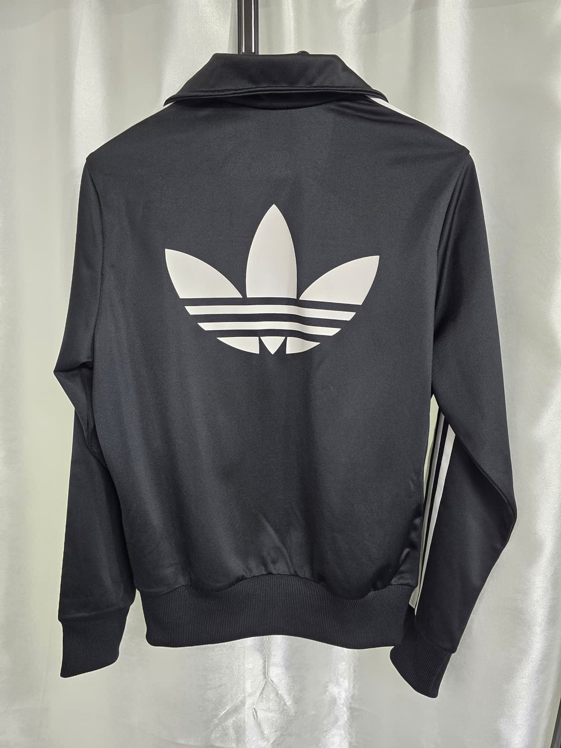 아디다스 블랙 삼선 트랙탑 (1521) 상품이미지2