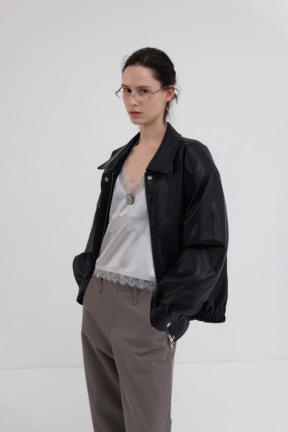 오버듀플레어 새틴 슬리브리스 상품이미지3