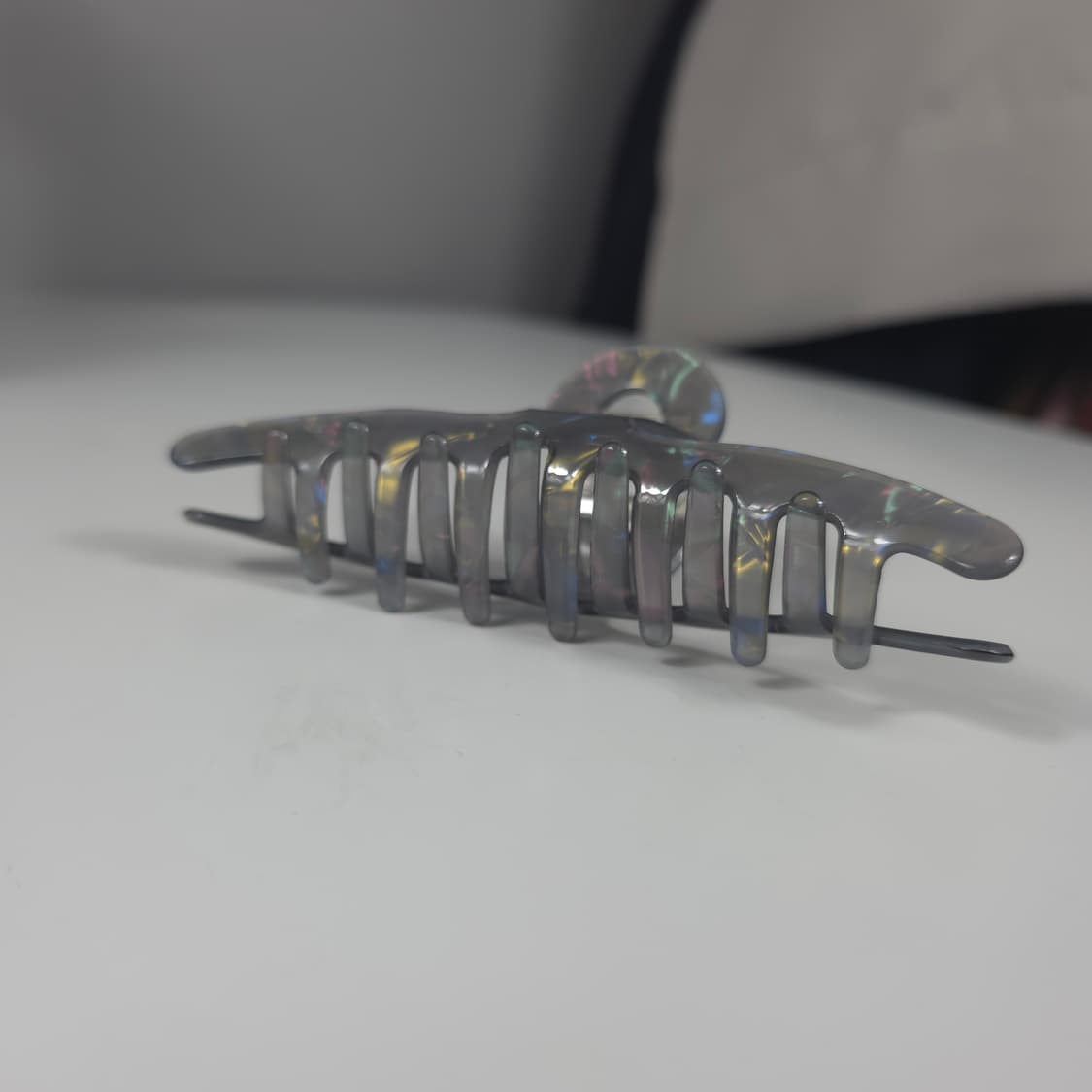 [새상품] 블랙 오로라 홀로그램 그레이 집게핀 헤어 악세사리 상품이미지6