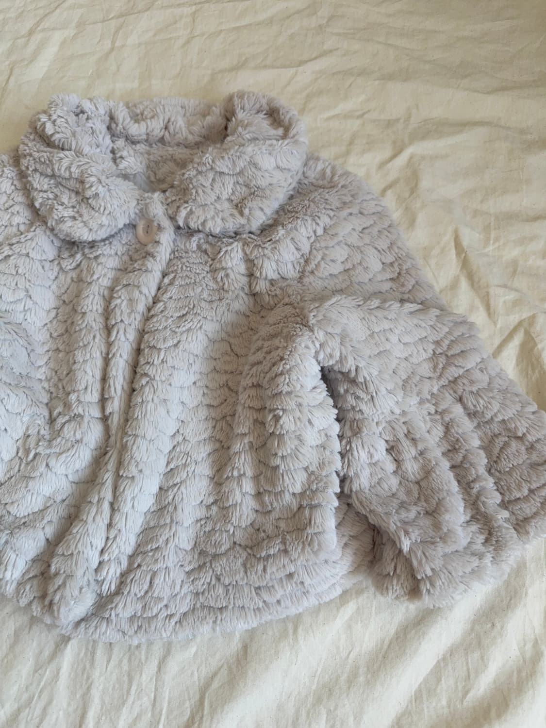 뮤트 히메갸루 러블리 크롭 퍼 케이프 상품이미지3