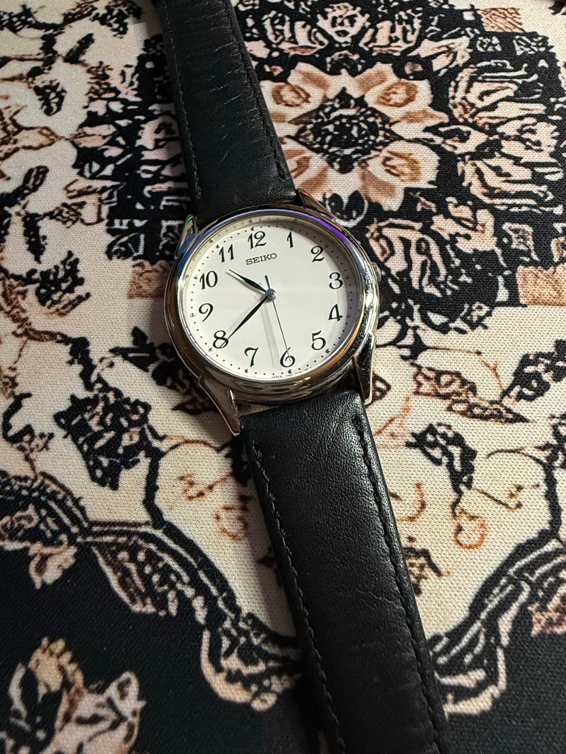 SEIKO 빈티지 쿼츠 시계 상품이미지1