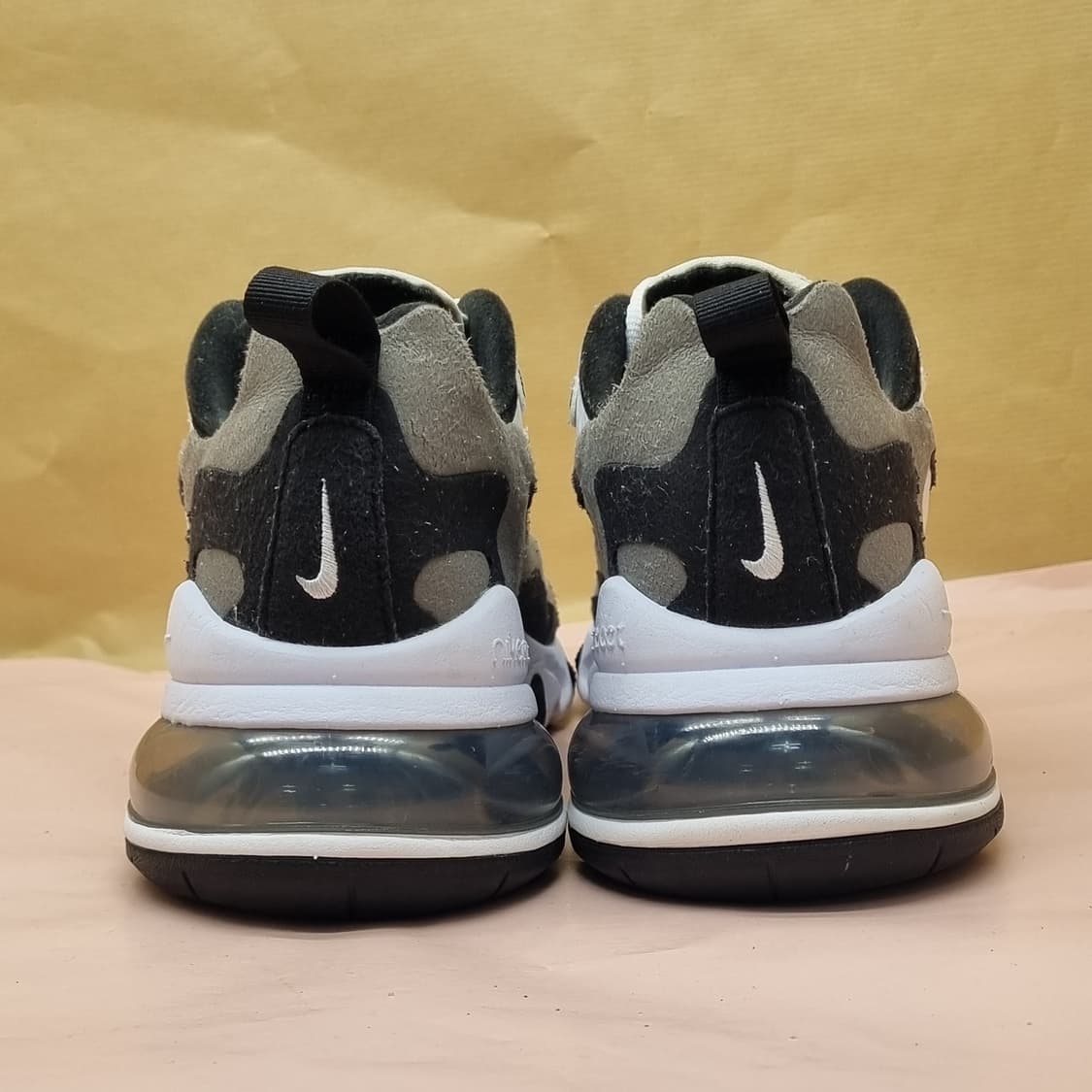 나이키 에어맥스270 리액트 남성운동화 260 상품이미지4