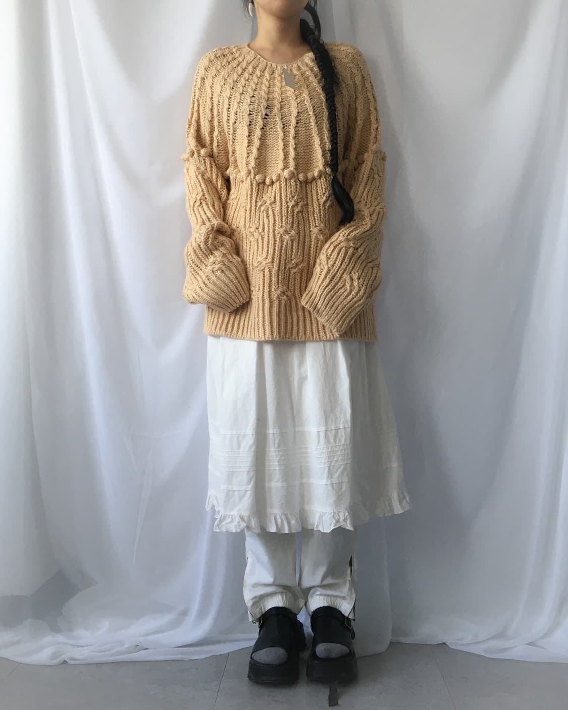 Pom pom point loose fit knit 상품이미지5