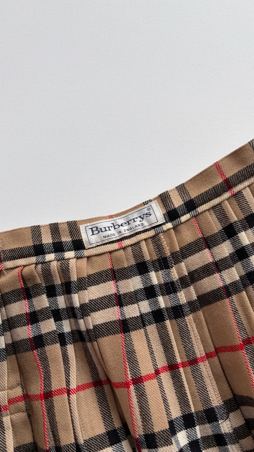 버버리 플리츠 랩스커트 상품이미지7