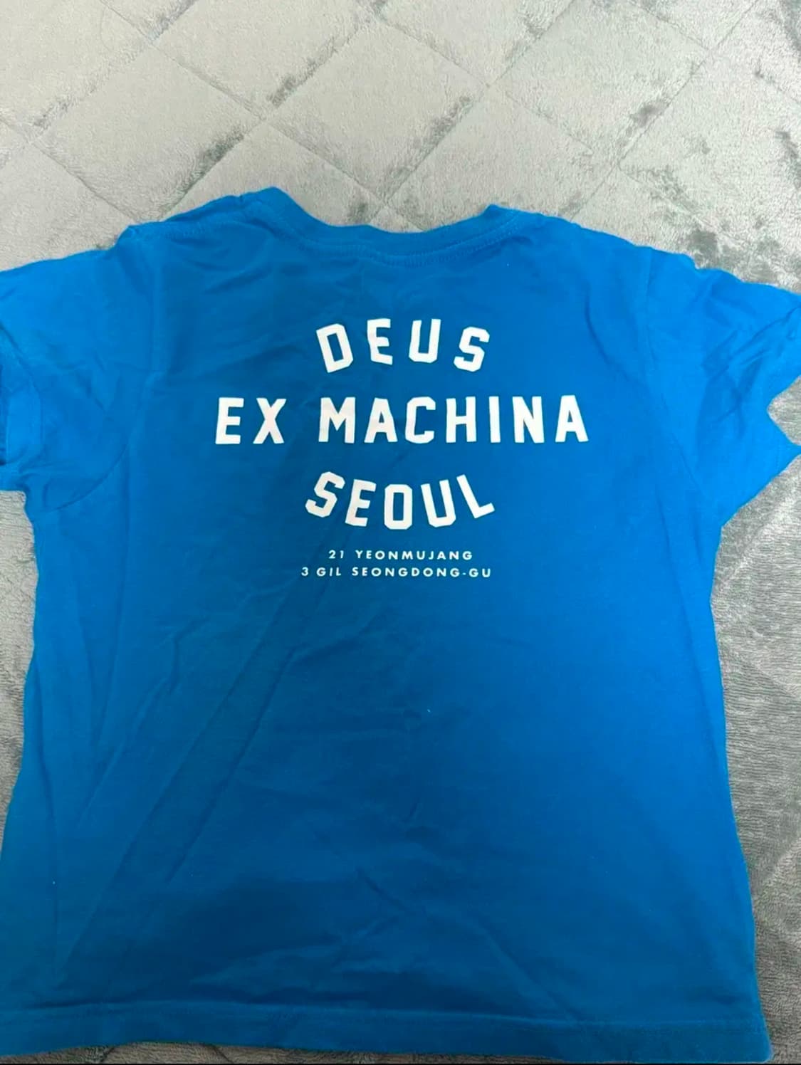 (키즈) 데우스 엑스 마키나 컬리지 성수 티셔츠 미드나잇 블루 상품이미지4