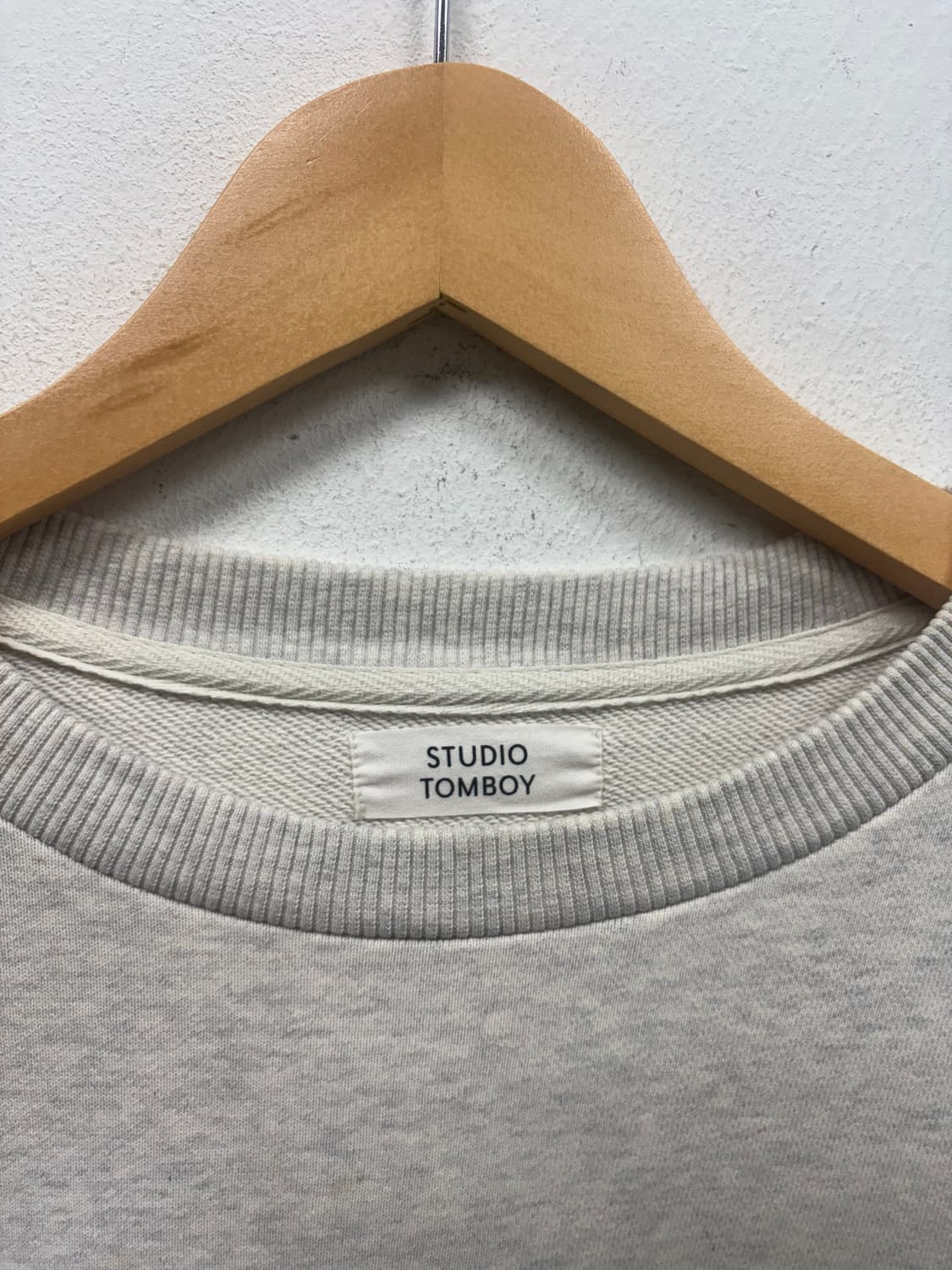 스튜디오톰보이 시그니처핏 맨투맨 상품이미지5