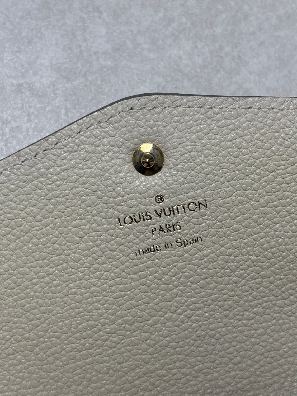 루이비통 모노그램 앙프렝뜨 아이보리 장지갑 상품이미지4