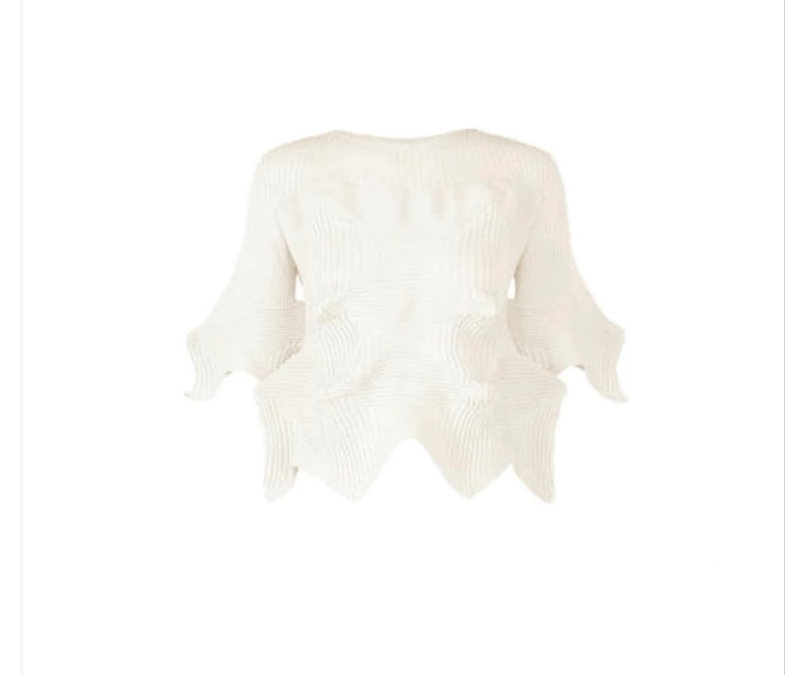 이세이미야케 링키지 화이트 셋업 상품이미지1