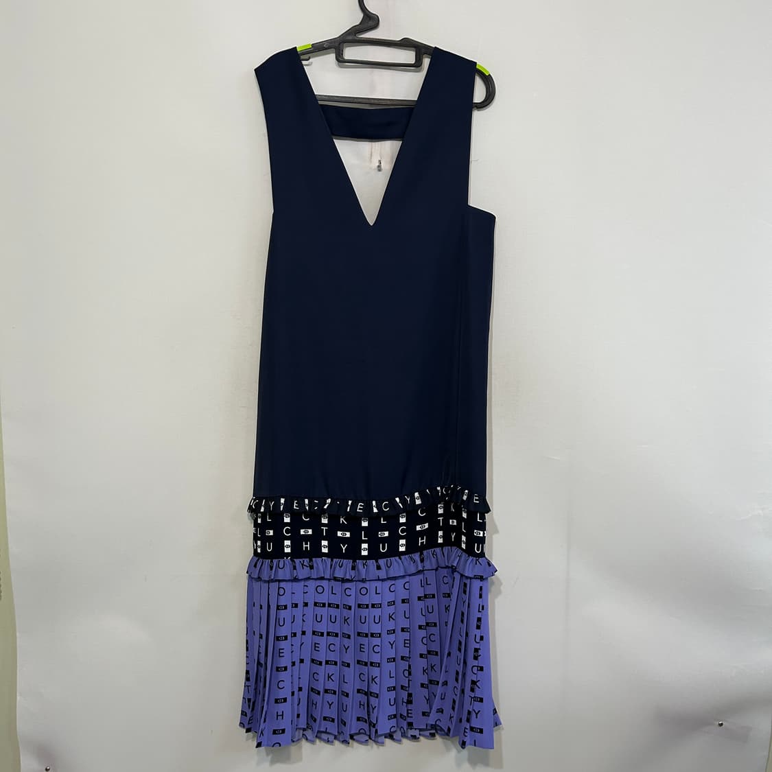 럭키슈에뜨 네이비 플리츠 롱 원피스 55-66 상품이미지2