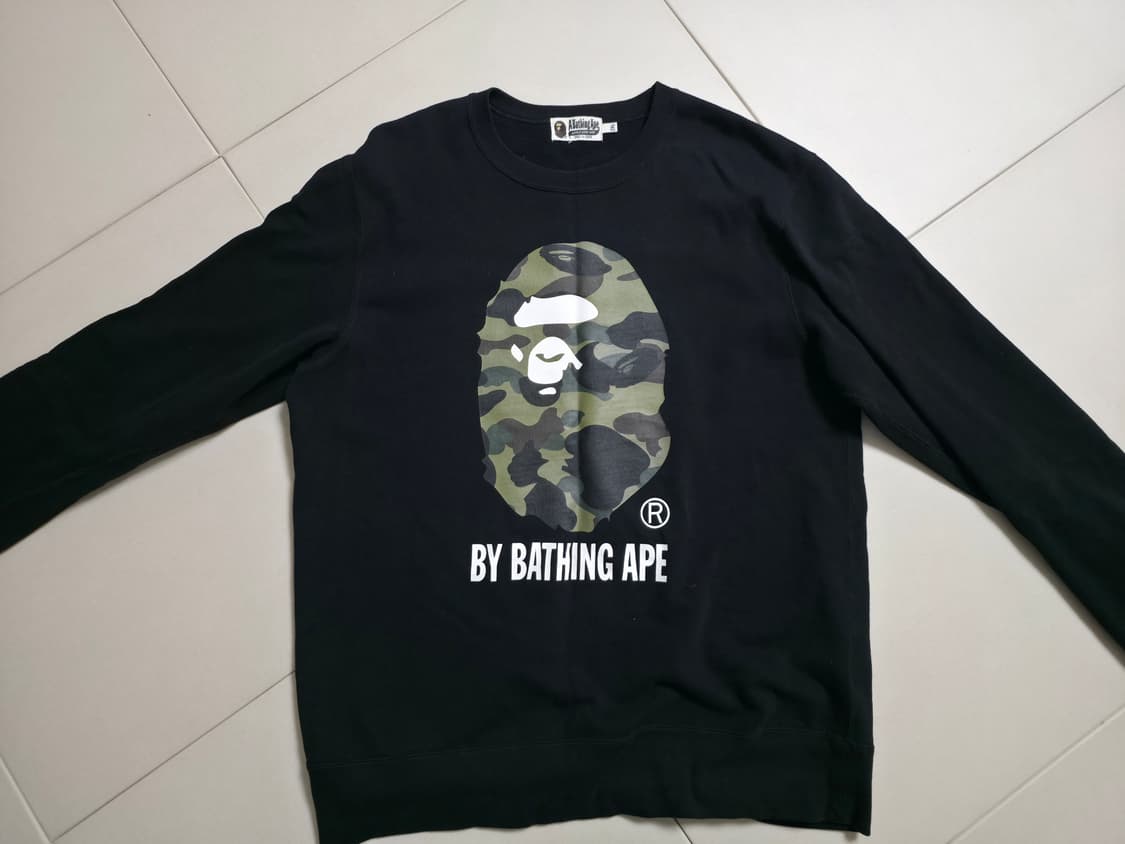 베이프 카모패턴 맨투맨 XXL 상품이미지1