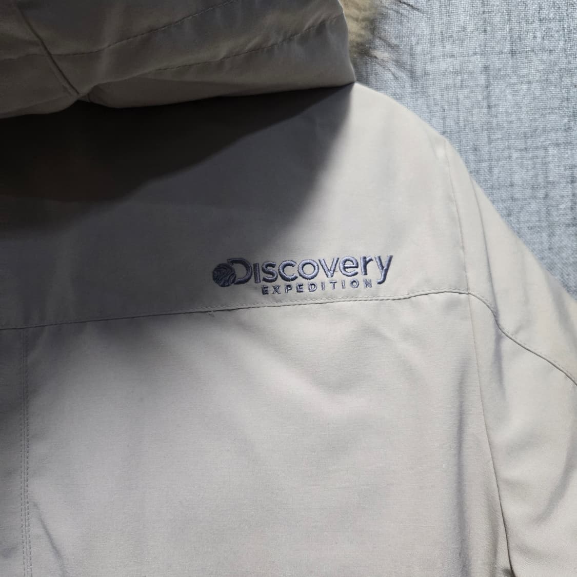 디스커버리 익스페디션  여성 마운틴쿡 구스다운 너구리털 패딩  상품이미지7