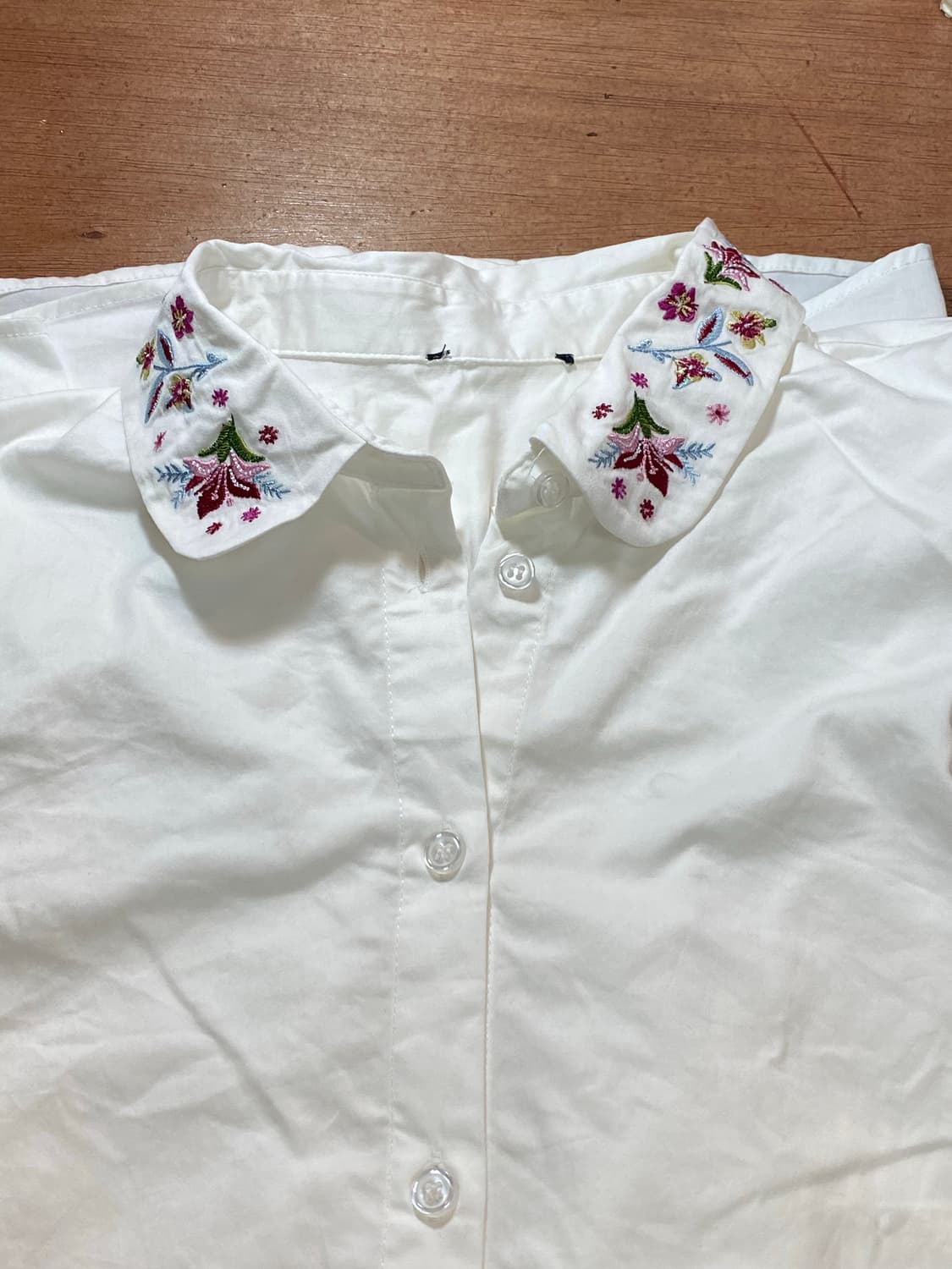 유럽빈티지 스판 자수 블라우스 상품이미지6