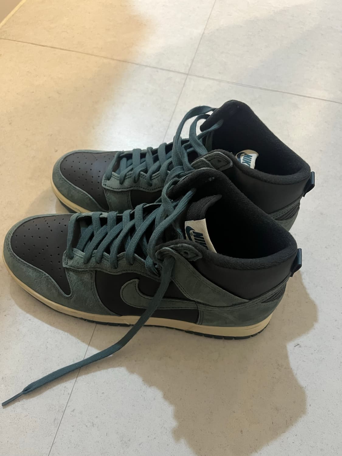 나이키 덩크 하이 레트로 프리미엄 페이디드 스프러스 상품이미지2