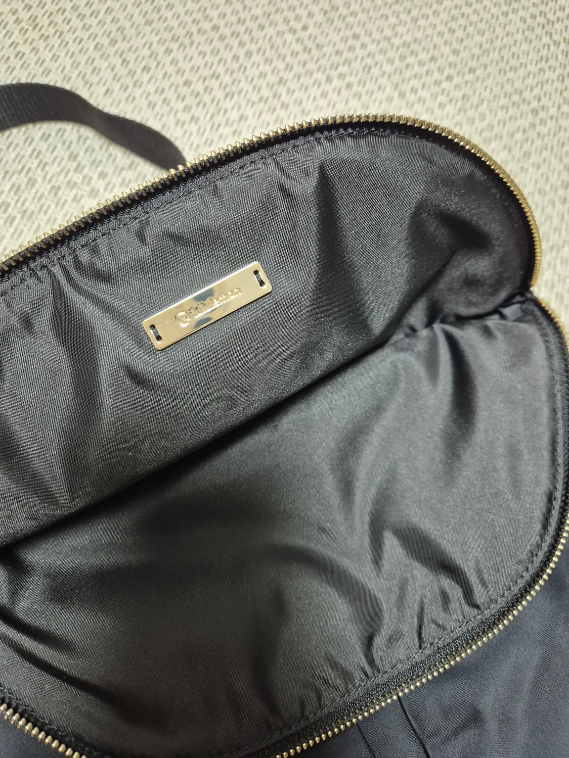 룰루레몬 올 나이트 페스티벌 가방  5L 크로스가방 힙색 상품이미지5