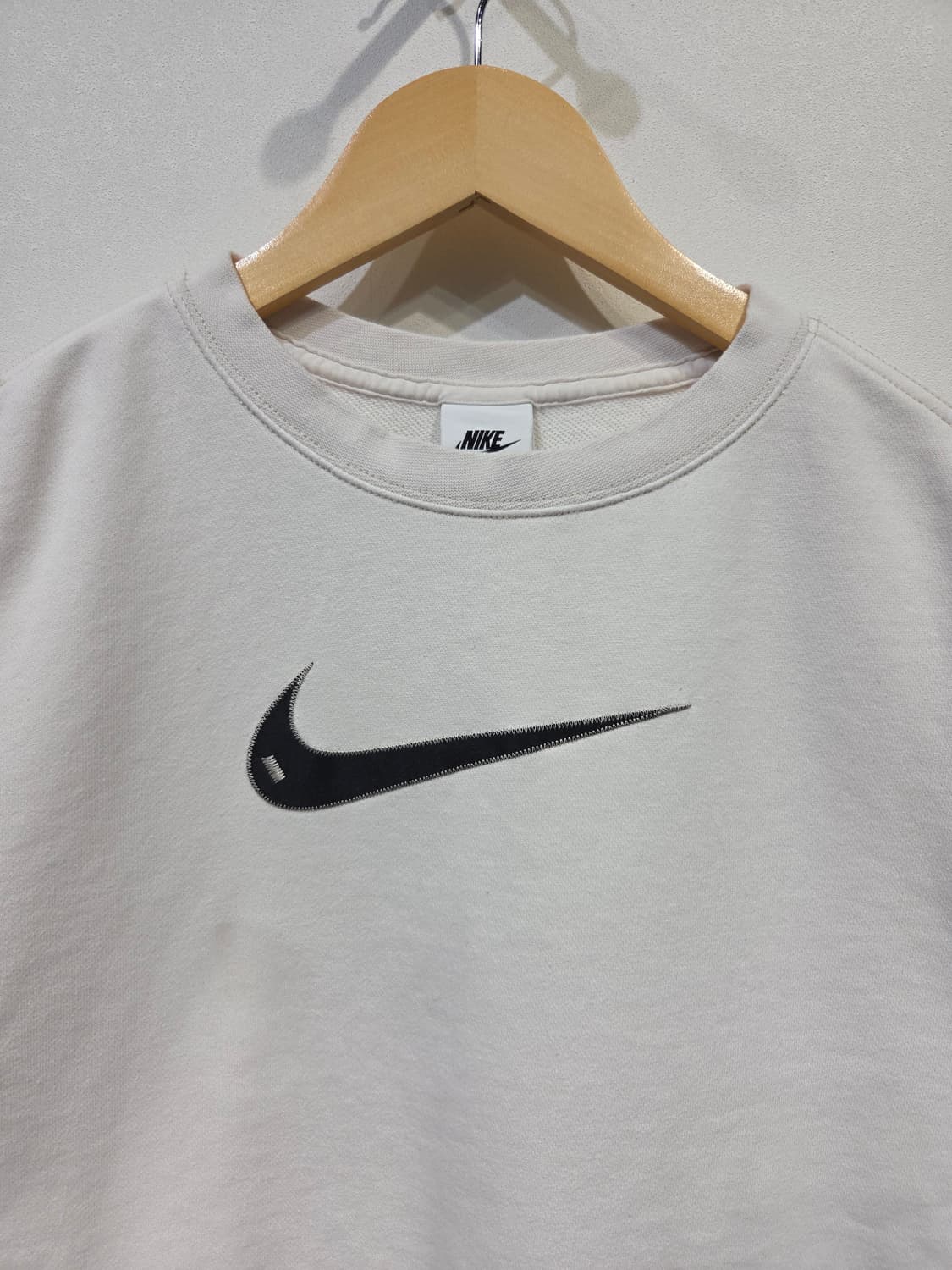 나이키 NSW 스우시 반팔 크롭 맨투맨 상품이미지3