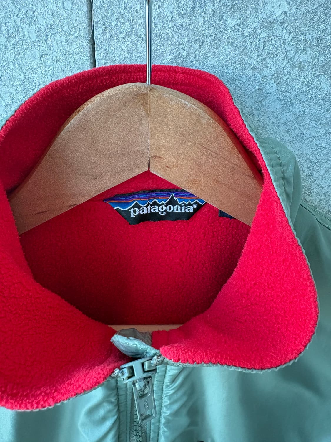 80's빈티지 파타고니아 신칠라 쉘드 봄버 자켓 올리브/레드 상품이미지4