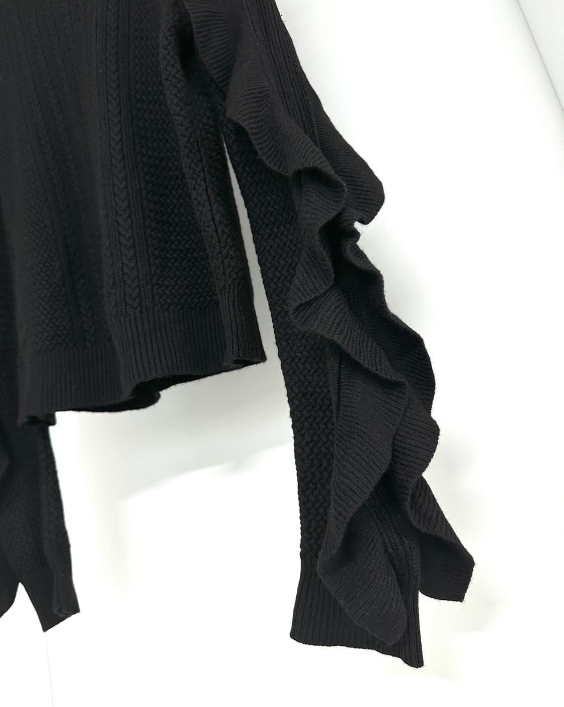 [필로소피 디 로렌조] 여성 프릴 니트 상품이미지3