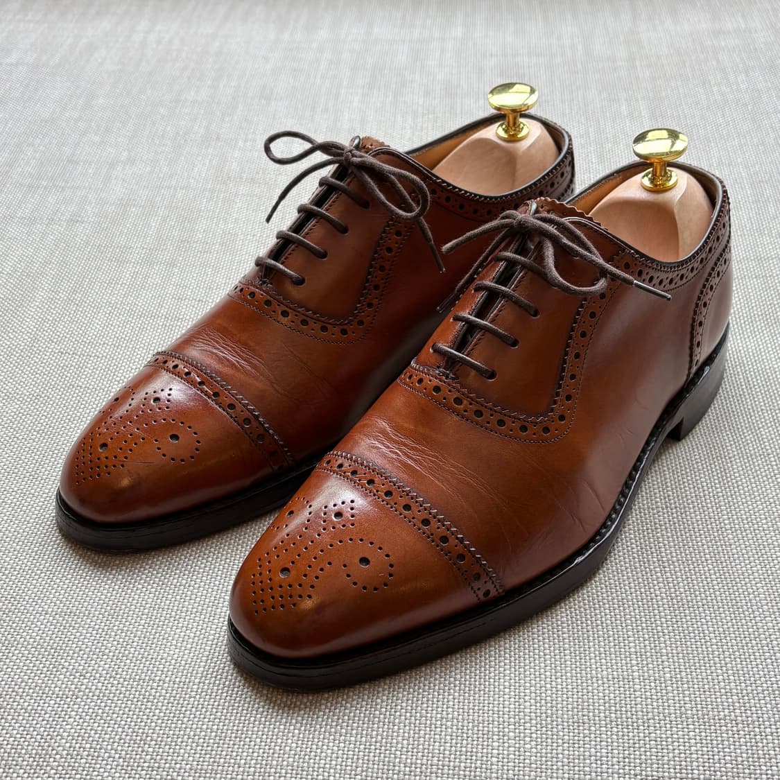 [UK6,250mm] Loake STRAND 마호가니 세미 브로그 슈즈 상품이미지1