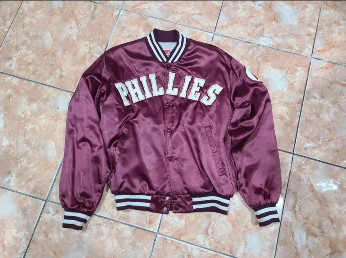 SWINGSTER 필라델피아 필리스 새틴 점퍼 버건디 상품이미지1