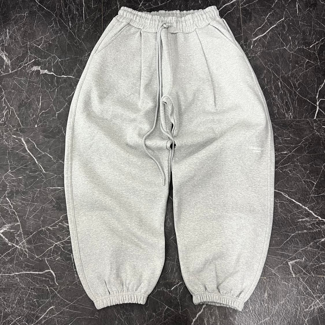 언더마이카 무.03 안티 FXXKing 로고 플레이 오버사이즈 스웻 조거 상품이미지4